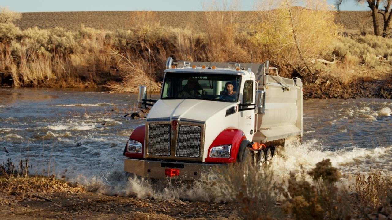 eatoncummins_truck_crossinglake.jpg
